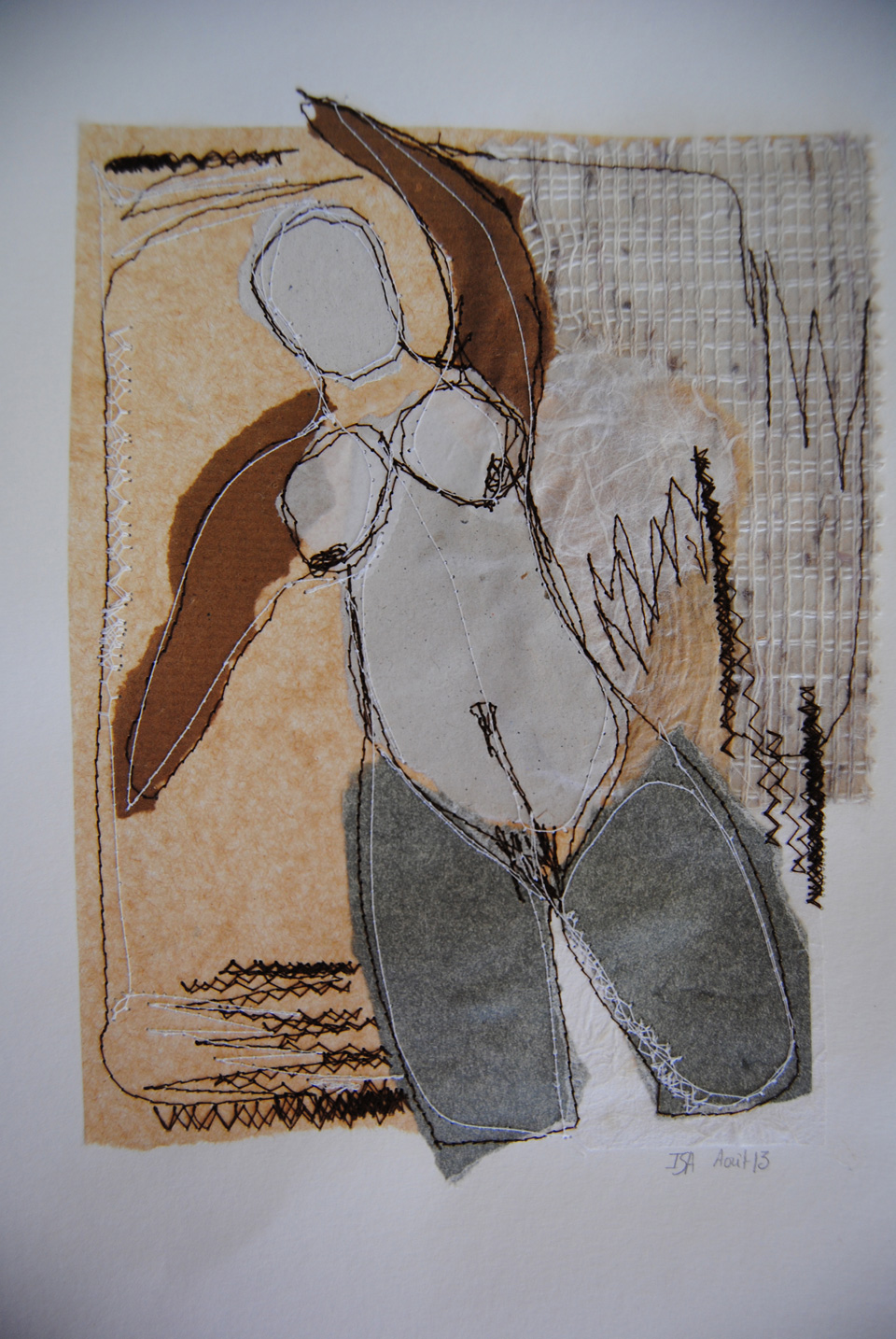 « Femmes ou anges ? », collage et couture.