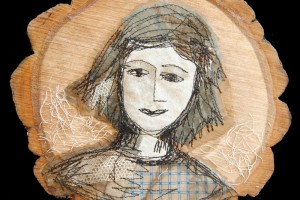 Portraits - Tondo bois - collage papier et tissu, fil de couture